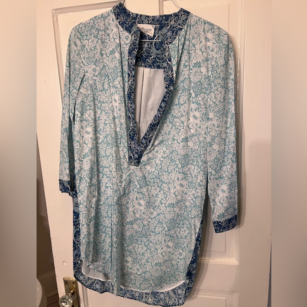 Hyacinth House from Tuckernuck, only worn twice